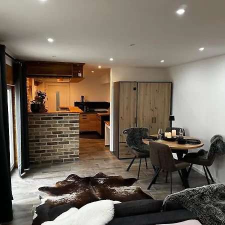Gemütliches 1-zimmer Mit Whirlpool